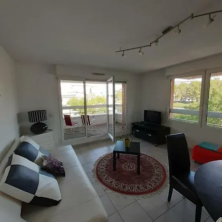 De L'etoile Apartment